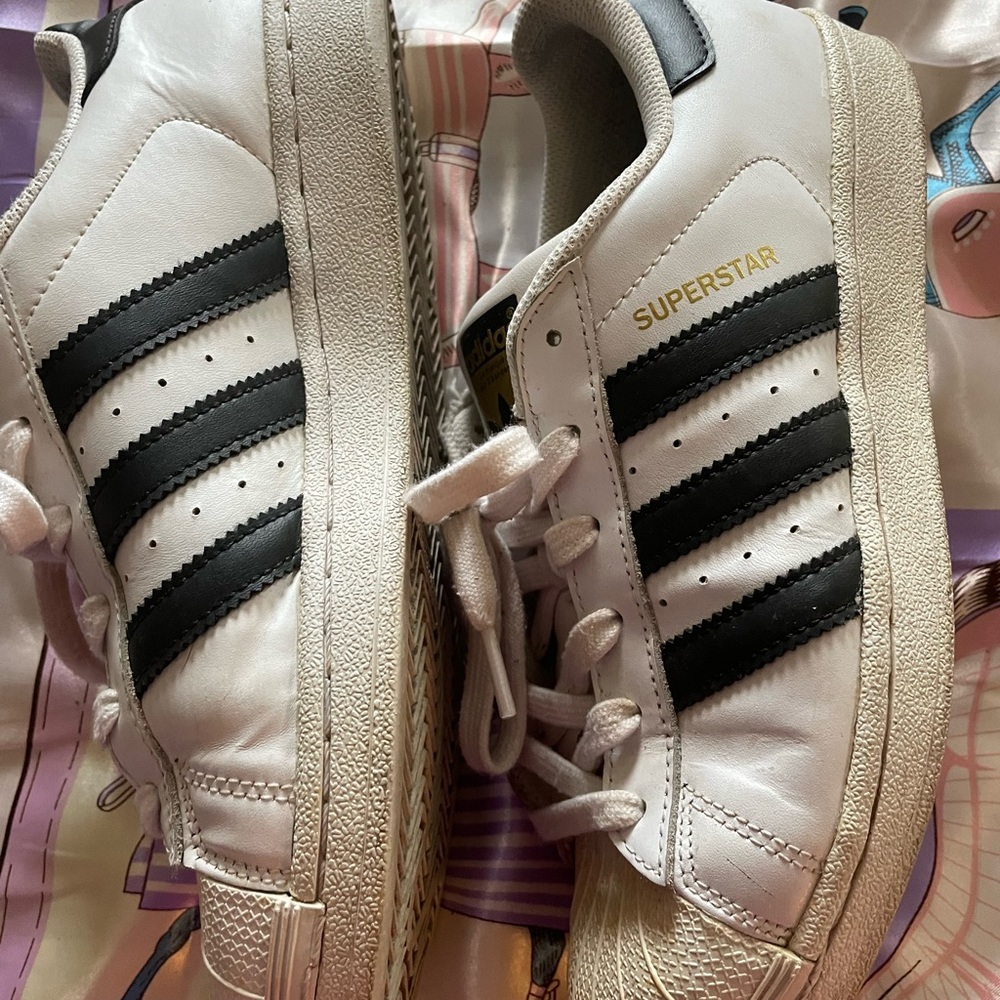 Adidas Men’s Super Star Sneakers